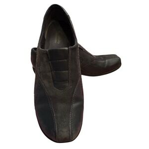 Clarks Bendables Leather Slip On Loafers Womens Size 8M Navy Blue Classic Casual